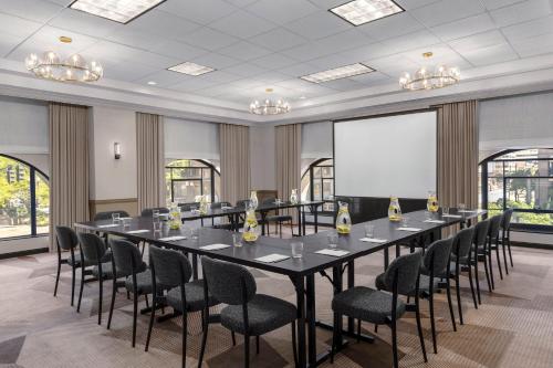 515453123 Kimpton Hotel Monaco Salt Lake City by IHG