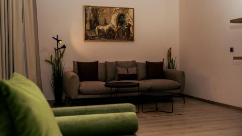 Suite with Garden View image 5