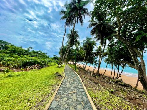 Domus Praia Jalé (Domus Praia Jale) in São Tomé