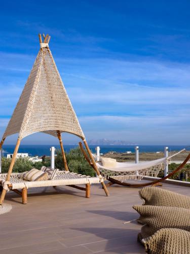 Úszómedence, Aliter Suites in Exo Gialos Thiras