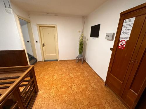 Penzion Roko in โรคีท์นิซ นาด จิเซรู