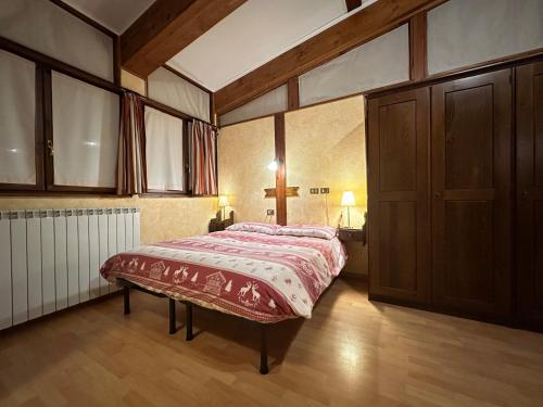 Hotel La Pigna - Tap to explore photos