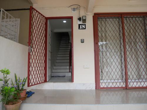 Relax House near Teluk Cempedak Kuantan Relax House near Teluk Cempedak Kuantan