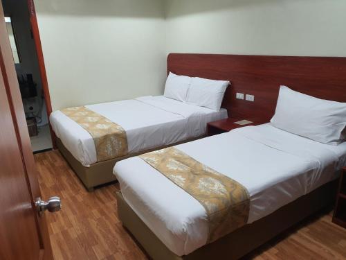 456 Hotel Room Type - Deluxe Family Suite 456 Hotel Room Type - Deluxe Family Suite