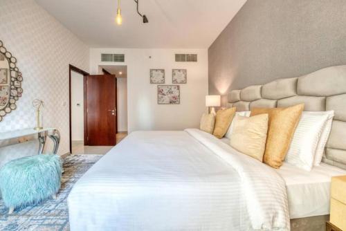 Bellavista Apartments Holiday Homes LLC - Magnificent - 3BR - 29 Boulevard - Partial Burj Khalifa & Fountain Views, Dubái (foto 2)