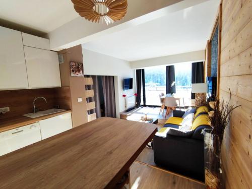 Apartment (6 Adults)