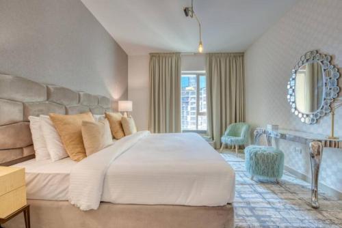 Bellavista Apartments Holiday Homes LLC - Magnificent - 3BR - 29 Boulevard - Partial Burj Khalifa & Fountain Views, Dubái (foto 8)