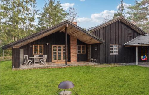 3 Bedroom Gorgeous Home In Frederiksvrk