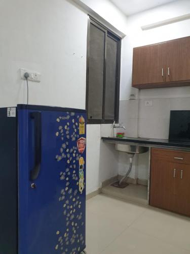 2bhk in khar west with outside area