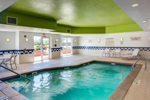 Fairfield Inn and Suites by Marriott Indianapolis/ Noblesville - image 2