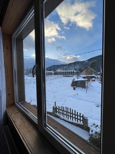 Deluxe Double or Twin Room with Mountain View