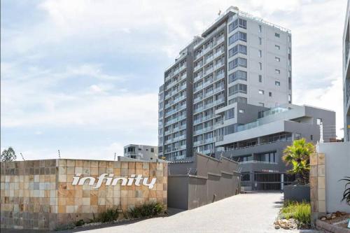 Infinity Sunset Beachfront Apartment