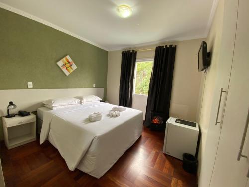 2 twin beds