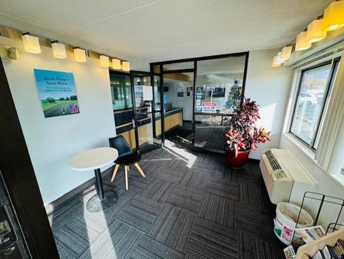 ทัศนียภาพภายนอกโรงแรม, Motel 6 Cedar Rapids, IA in ซีดาร์แรพิดส์ (IA)