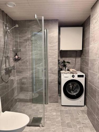 Spacious 1BR With Balcony, Хельсинки (фото 9)