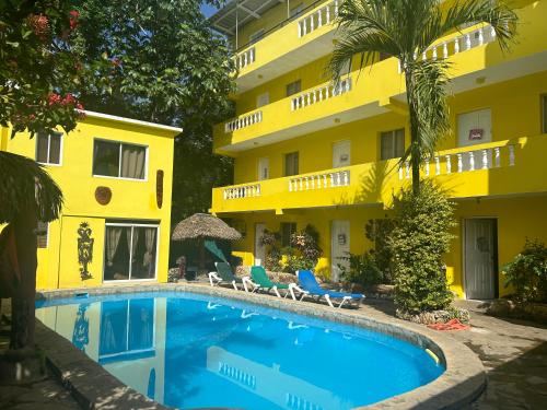 . Coco Hotel and Hostel