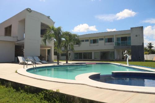 Entree, Mansão c Piscina Privativa e Jacuzzi-6 suites 082M (Mansao c Piscina Privativa e Jacuzzi-6 suites 082M) in Overige