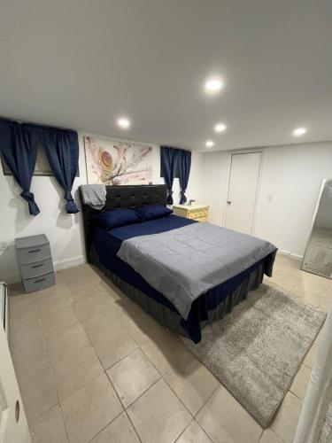 3 bedroom apartment 9 mins away from Airport