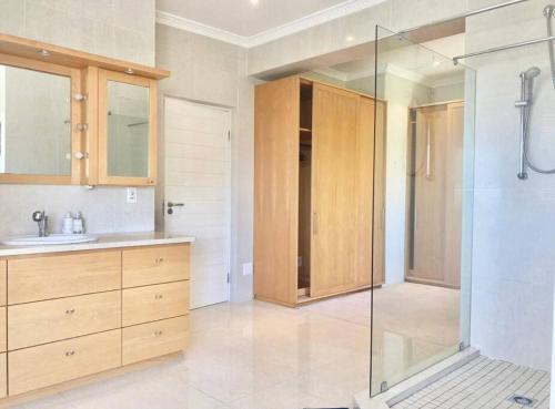 Entire Villa near the beach