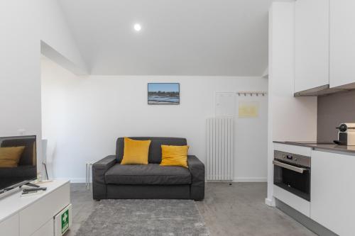1 double bed, 1 sofa bed