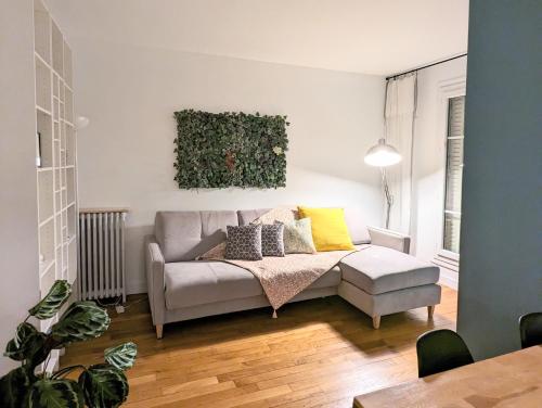 Cosy little nest next to Paris 5