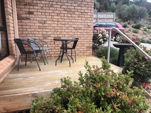 Erkély/terasz, One bedroom Front apartment in Howrah with stunning views in Kelet-Hobart