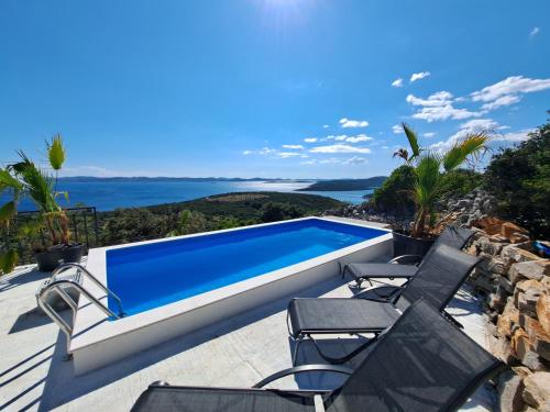 Villa Robinson - Accommodation - Tkon