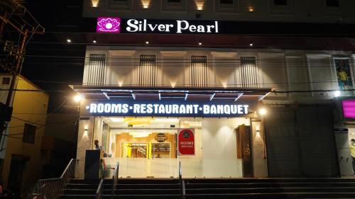 HOTEL SILVER PEARL