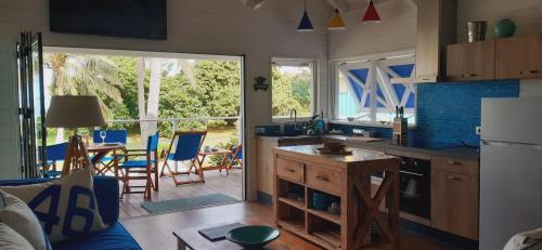 Beach House Lodge in Malabou