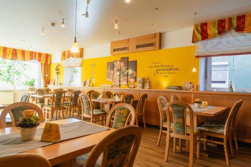 餐廳, 貝格爾斯圖本餐廳酒店 (Hotel Restaurant Burgerstuben) in 阿爾滕施塔特