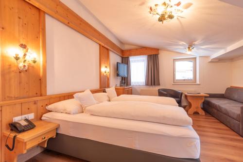 Hotel Garni Helvetia - image 5