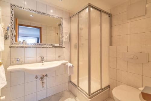 Hotel Garni Helvetia - image 13