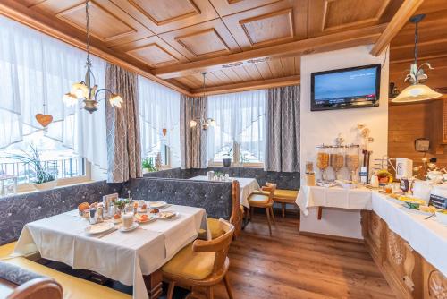 Hotel Garni Helvetia – Ischgl, MO