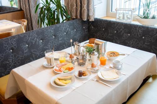 Hotel Garni Helvetia – Ischgl, MO