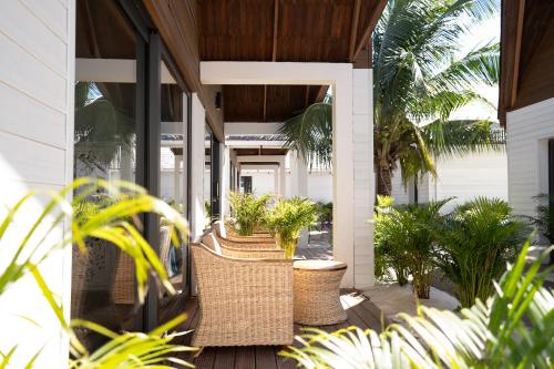 外観, Golden Beach Resort  in ロン島