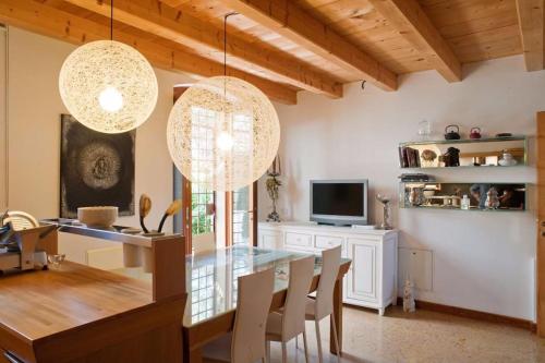  Villa sul Garda in San Giorgio in Salici