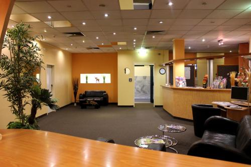 Cabo Nonsmoking-Hotel  - image 6