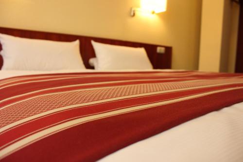Cabo Nonsmoking-Hotel  - image 10