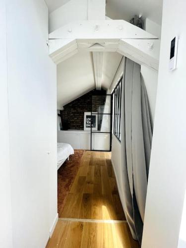 Duplex Loft industrial, Flea market St Ouen, Quiet, Saint-Ouen (foto 8)