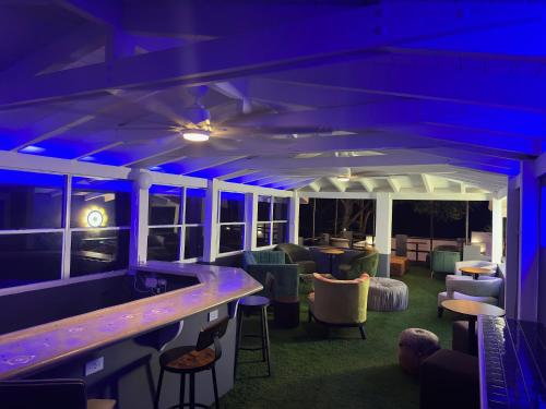 Lobby, Old Crow Hotel and Suites in Vieques Island