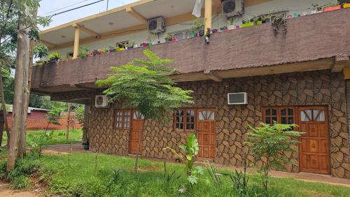 Hotel Los Chow Chow near Libertador General José de San Martín Airport