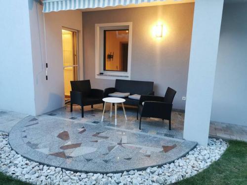  Schöne Gartenwohnung in Zentrum Nähe, Unterkunft in Klagenfurt