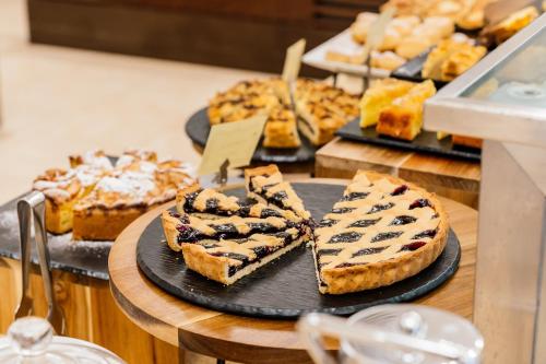 Hotel Regina Elena 57 & Oro Bianco - image 6