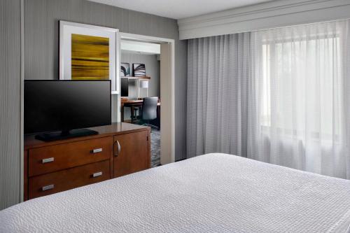 Courtyard by Marriott Paramus