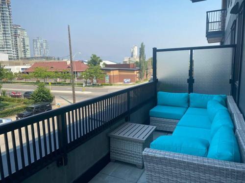 Spacious 2-bed, 2-bath condo in downtown Kelowna!, Kelowna (photo 7)