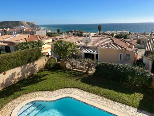 Well equipped, luxury villa with amazing sea views and gardens