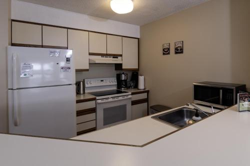 Okemo Mountain Lodge- Cozy 1 Bedroom Condo #A206 condo in Ludlow, USA