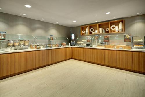 SpringHill Suites Port Saint Lucie - image 8