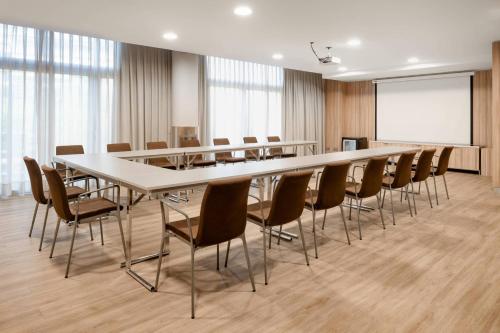 AC Hotel Som - image 5