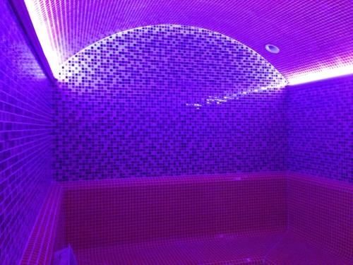 Gőzkabin, Power House Hotel in Dubnivskyi